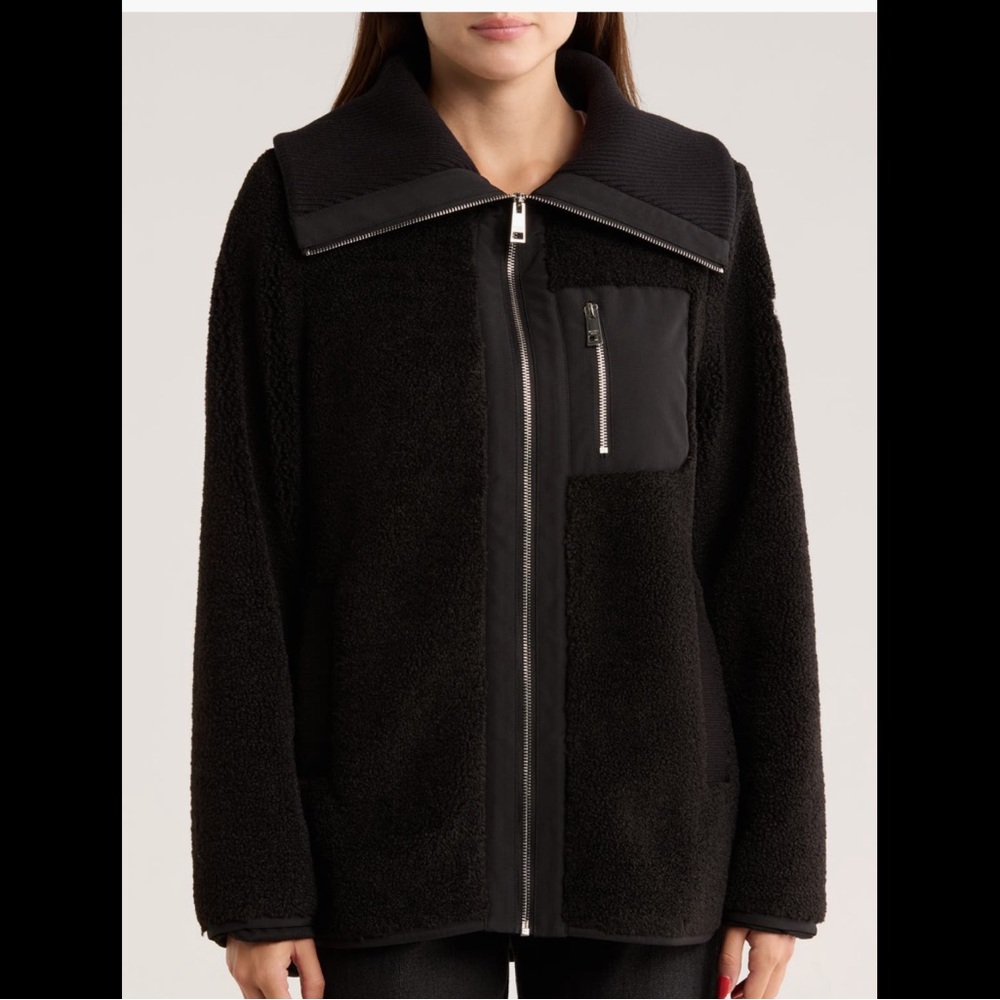 NWT Michael Kors full zipper with pocket 
Zip/soft high pile-fleece Jacket sizeL